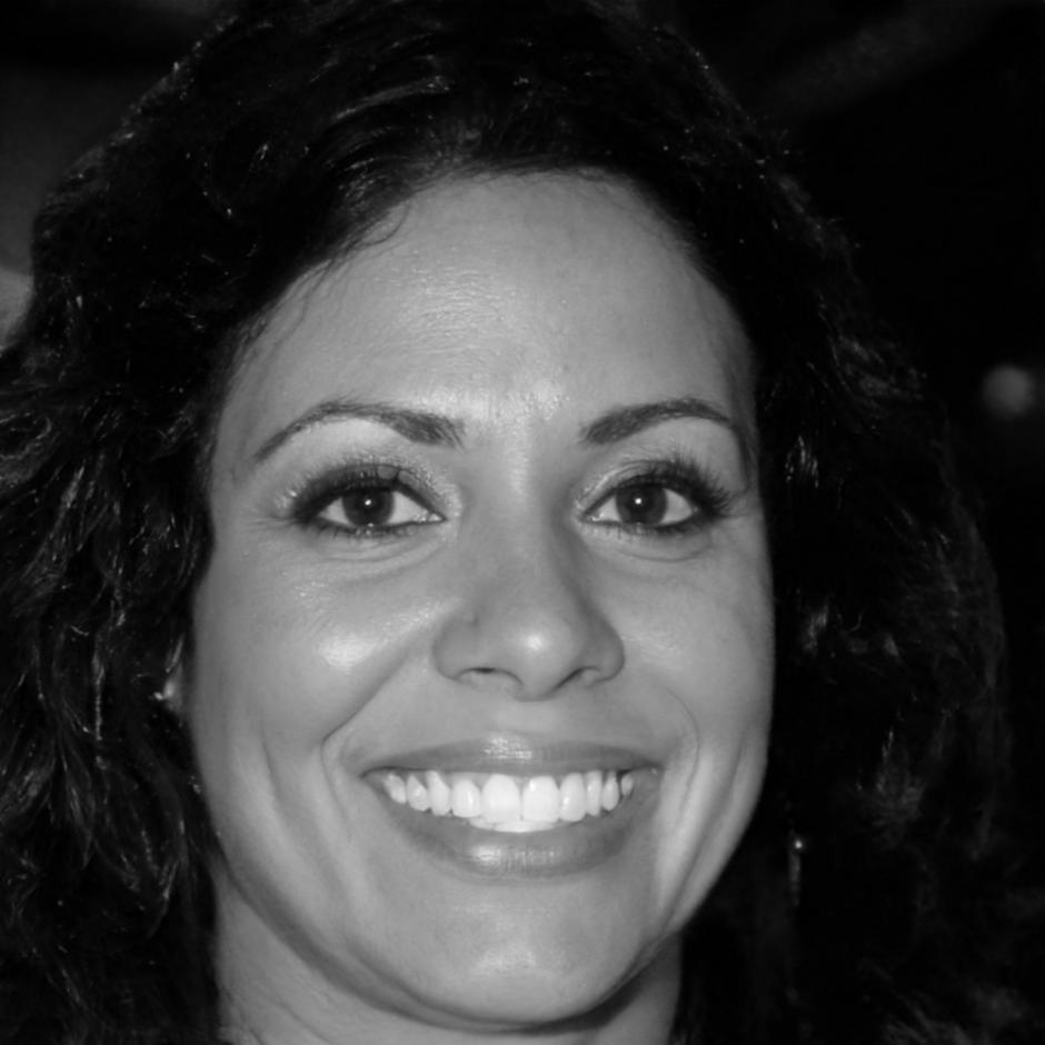 Rosalind Chen, CEO and Financial Technology Strategist